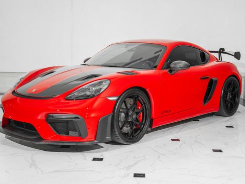 Used 2024 Porsche 718 Cayman GT4 RS image 5