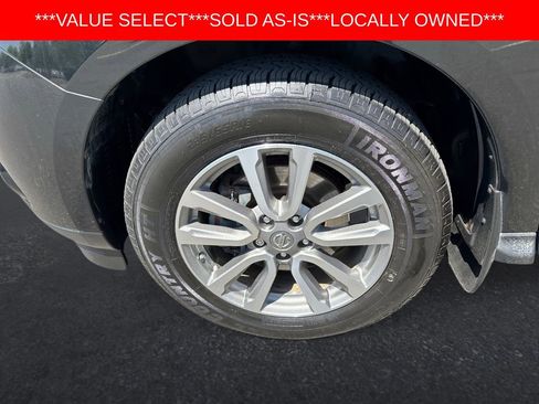 Used 2015 Nissan Pathfinder SL w/ SL Tech Package FWD image 17