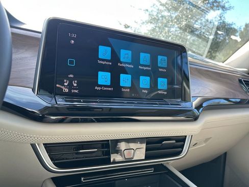 New 2026 Volkswagen Atlas SE image 33