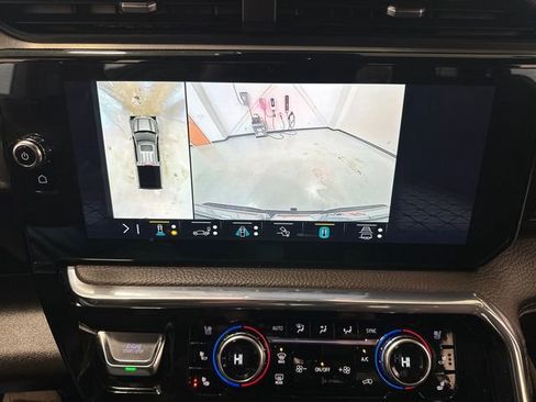 Used 2023 GMC Sierra 1500 Denali w/ Technology Package image 18