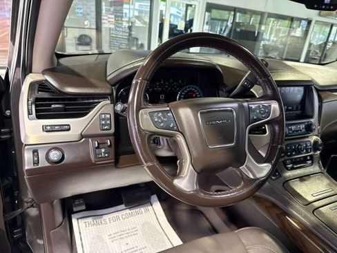 Used 2019 GMC Yukon Denali w/ Open Road Package RWD image 30