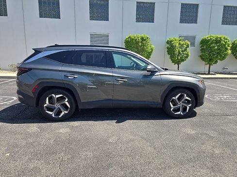 Used 2022 Hyundai Tucson Limited FWD image 9