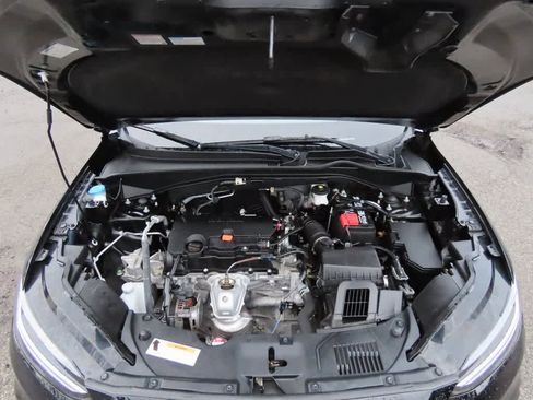 Certified 2024 Honda HR-V LX image 10