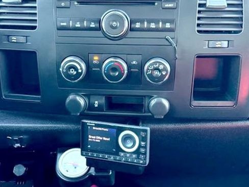 Used 2012 Chevrolet Silverado 1500 LT image 33