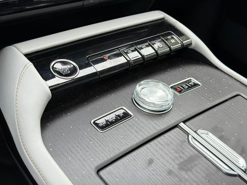 New 2026 Lincoln Navigator L Black Label AWD/4WD image 31
