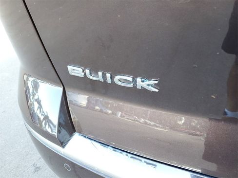 Used 2017 Buick Enclave Leather image 6