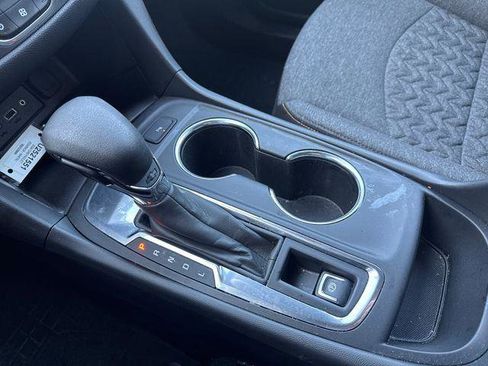 Certified 2024 Chevrolet Equinox LT w/ LPO, Floor Liner Package image 21