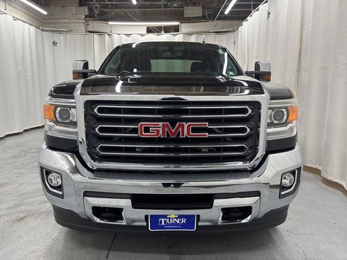 Used 2015 GMC Sierra 2500 SLT w/ Suspension Package, Off-Road image 8
