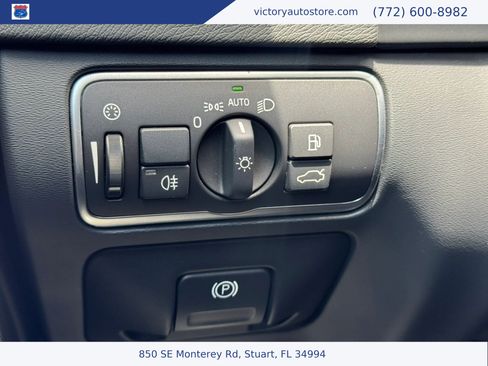 Used 2018 Volvo S60 T5 Dynamic w/ Vision Package FWD image 15