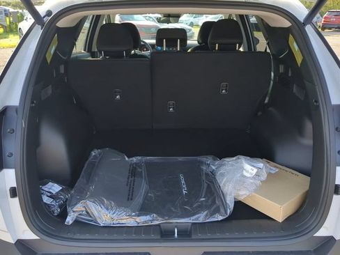 Used 2025 Hyundai Tucson SEL FWD image 13