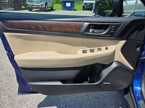 Used 2015 Subaru Outback 2.5i Limited image 7