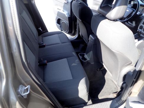 Used 2008 Jeep Patriot Sport image 13