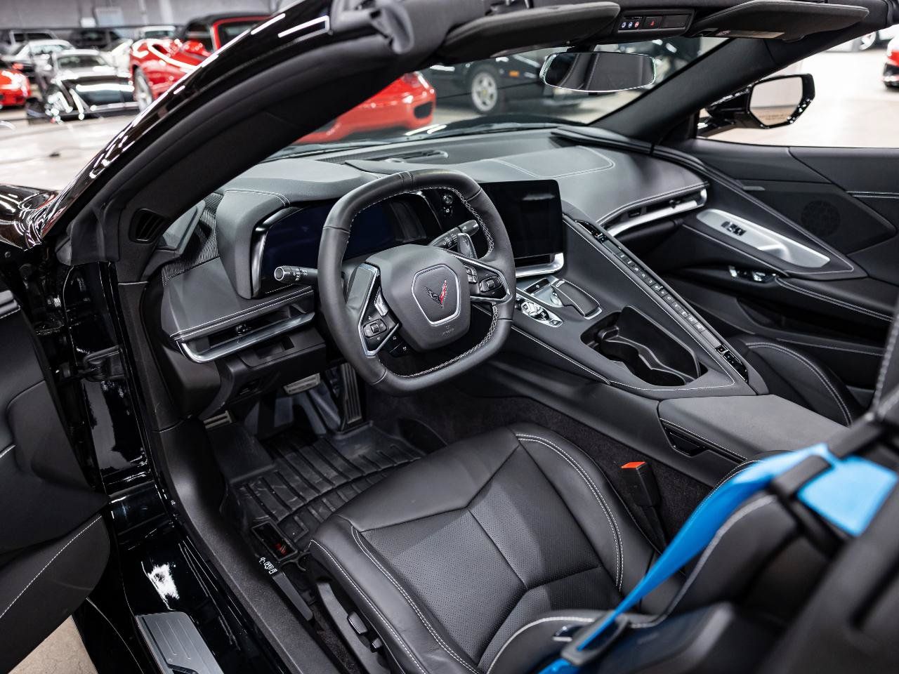 Used 2023 Chevrolet Corvette Stingray Coupe w/ Z51 Performance Package RWD image 8