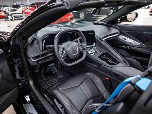 Used 2023 Chevrolet Corvette Stingray Coupe w/ Z51 Performance Package RWD image 8