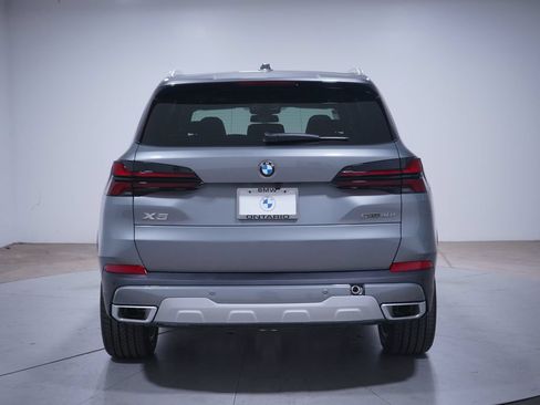Used 2026 BMW X5 sDrive40i w/ Premium Package RWD image 5