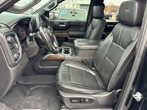 Used 2021 Chevrolet Silverado 1500 High Country w/ Technology Package AWD/4WD image 10