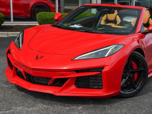 Used 2026 Chevrolet Corvette E-Ray w/ ZER Performance Package AWD/4WD image 2