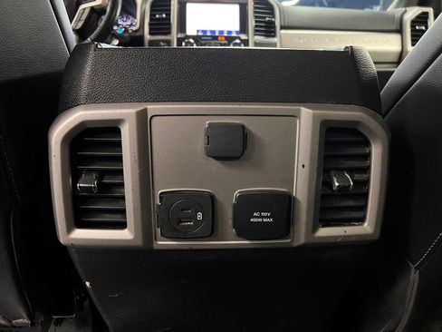 Used 2020 Ford F250 Lariat AWD/4WD image 14
