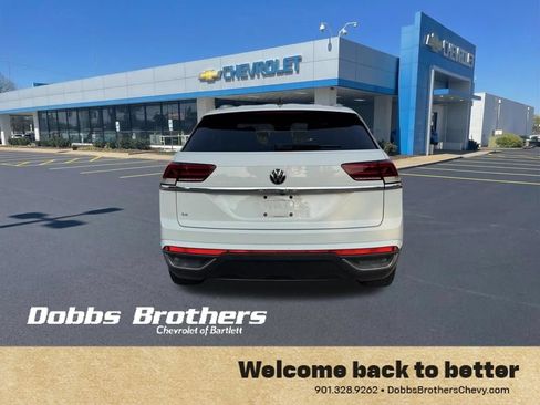 Used 2023 Volkswagen Atlas Cross Sport SE w/ Black Wheel Package FWD image 7
