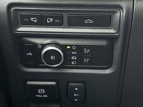Used 2023 Ford F150 Raptor AWD/4WD image 16