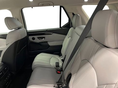 New 2025 Honda Pilot EX-L image 23