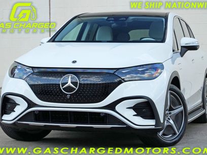 Used 2023 Mercedes-Benz EQE 500 4MATIC SUV w/ Exclusive Trim Package
