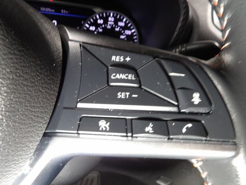 Used 2023 Nissan Sentra SR w/ Trunk Package FWD image 19
