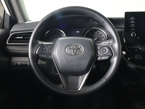 Used 2024 Toyota Camry SE image 31