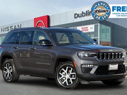 Used 2023 Jeep Grand Cherokee Limited w/ Trailer Tow Prep Group (B)