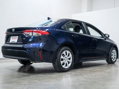 Used 2023 Toyota Corolla LE image 9
