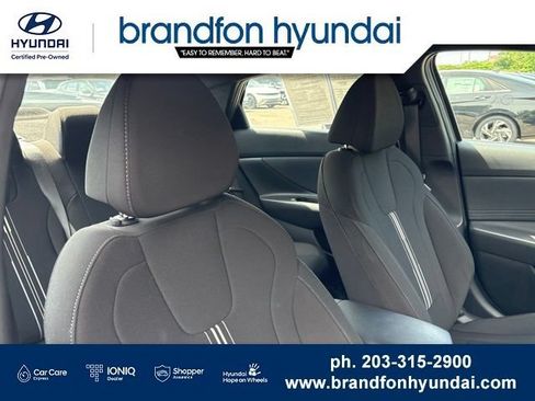 Used 2025 Hyundai Elantra Sport FWD image 28