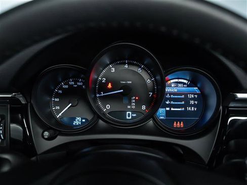 New 2025 Porsche Macan image 20