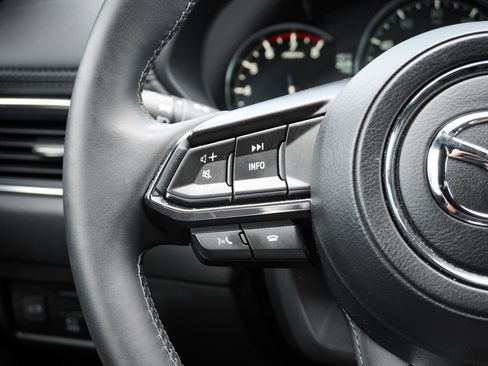 Certified 2025 MAZDA CX-5 Signature AWD/4WD image 18