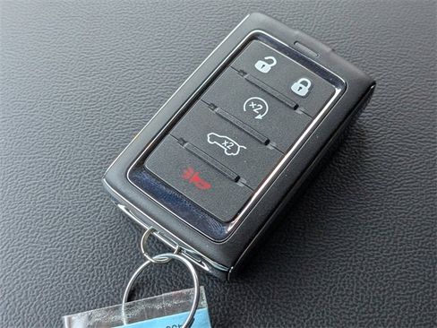 New 2025 Jeep Grand Cherokee Laredo X image 29