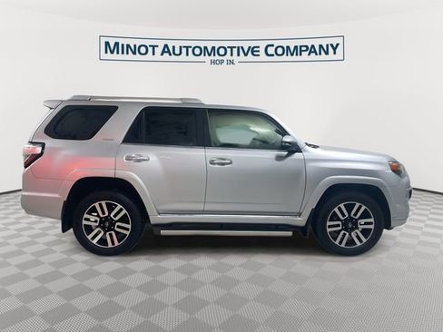 Used 2023 Toyota 4Runner Limited AWD/4WD image 9
