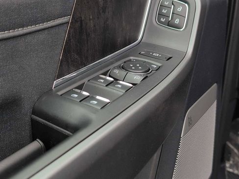 New 2026 Ford F250 Lariat w/ Chrome Package image 6