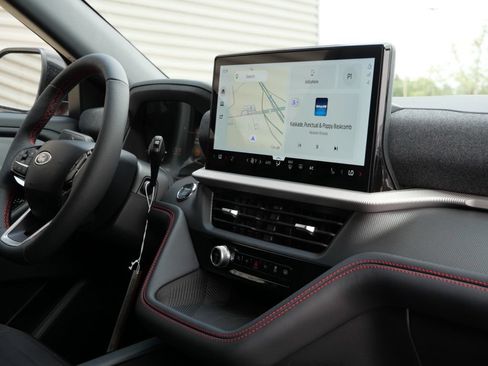 New 2026 Ford Explorer ST-Line w/ ST-Line Street Pack AWD/4WD image 19