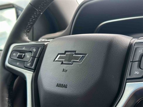 Used 2023 Chevrolet Tahoe Z71 w/ Luxury Package image 30