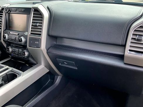 Used 2015 Ford F150 Lariat w/ Equipment Group 502A Luxury image 19