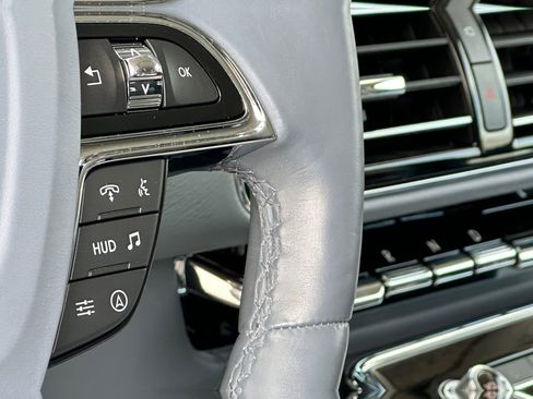 Used 2022 Lincoln Navigator L Black Label AWD/4WD image 26