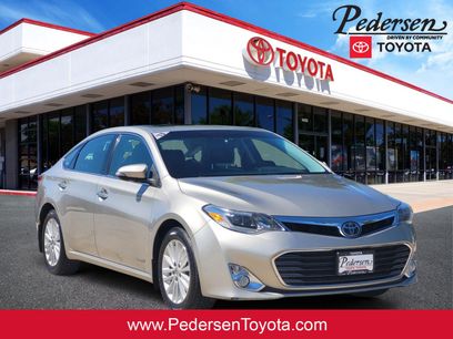 Used 2013 Toyota Avalon Limited w/ Technology Pkg