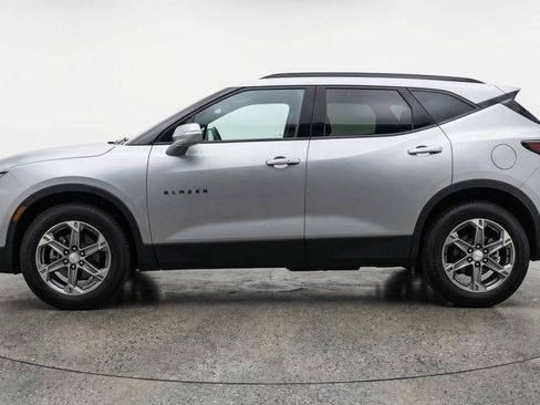Used 2025 Chevrolet Blazer LT image 5