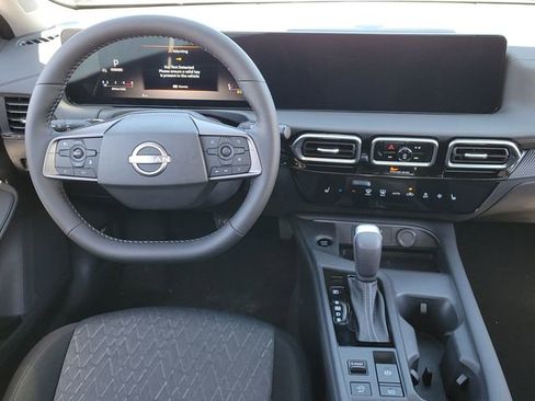 New 2026 Nissan Sentra SV FWD image 8