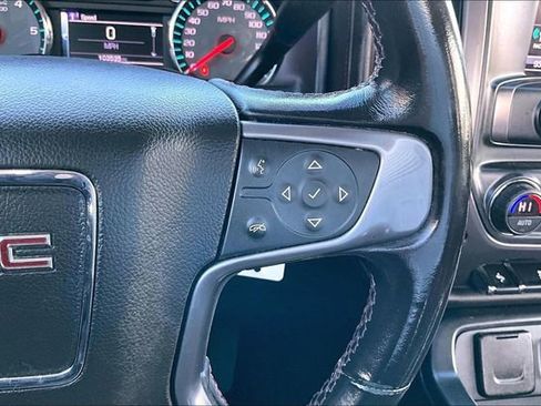 Used 2018 GMC Sierra 1500 SLT w/ Black Pack image 14