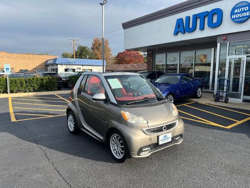 Used 2013 smart fortwo passion image 3