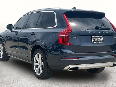 Used 2020 Volvo XC90 T6 Momentum AWD/4WD image 15