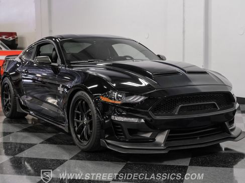 Used 2018 Ford Mustang GT Premium w/ GT Performance Package image 16