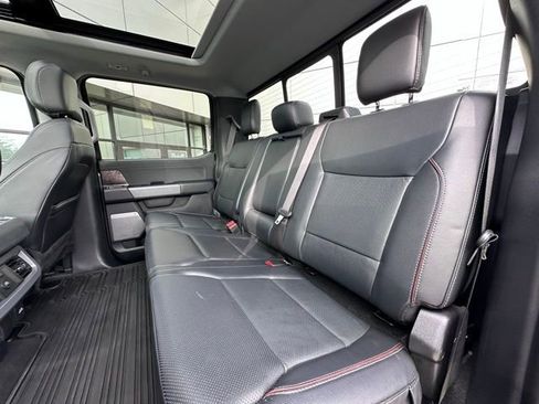 Used 2024 Ford F250 Lariat w/ Lariat Ultimate Package AWD/4WD image 16