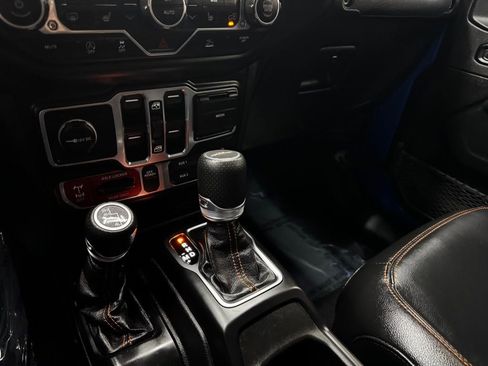 Used 2023 Jeep Gladiator Mojave w/ Cold Weather Group AWD/4WD image 26