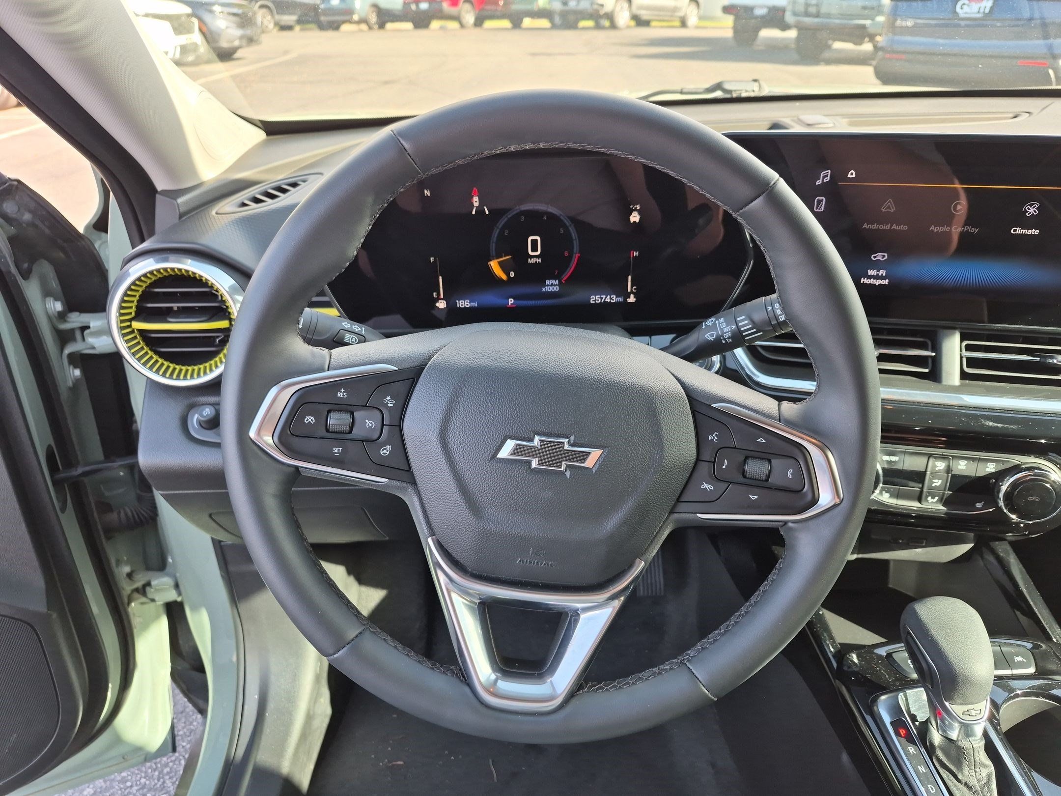 Used 2025 Chevrolet Trax ACTIV w/ Driver Confidence Package FWD image 18